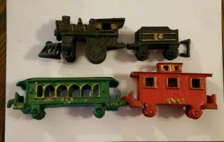 Antique Vtg Cast Iron Train Set Of 4: Steam Engine,  Coal Car,  Passenger,  Caboose