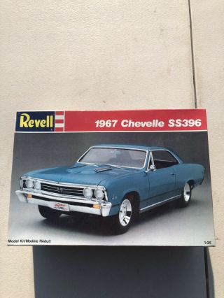 Revell 1967 Chevrolet Chevelle Ss396 1/25 Model Kit Open Box