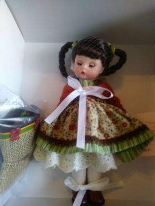 Madame Alexander 6 - 8 Inch Dolls Vintage Harvest Greetings 40600