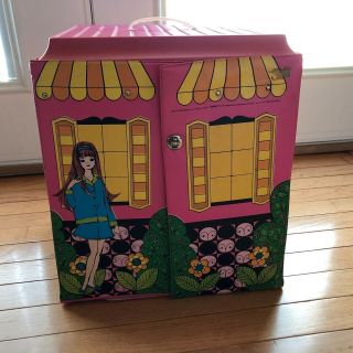 Mattel Vintage Barbie Family House 1968 (1066) w/ Furniture Fold N Go 5