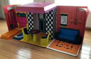 Mattel Vintage Barbie Family House 1968 (1066) w/ Furniture Fold N Go 7