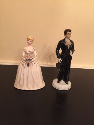 Ceramic Bride And Groom Wedding Topper Figurines