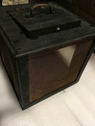 Vintage critter grasshopper cricket frog box cage bait holder COOL 2