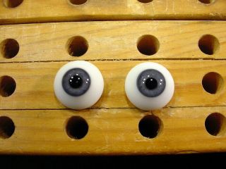 A Pair Vintage Solid Doll Glass Eyes 20 Mm For Bisque Doll Head Age 1910 A 3766