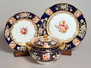 Wonderful Antique Early Coalport Porcelain Embossed Tea Set Plates Sucrier