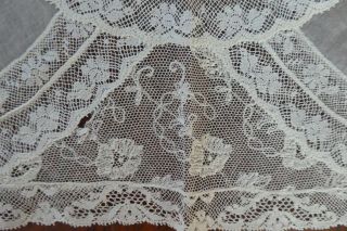 Antique Linen LACE WEDDING HANKIE.  Intricate Handwork & Embroidery.  Netting.  14 