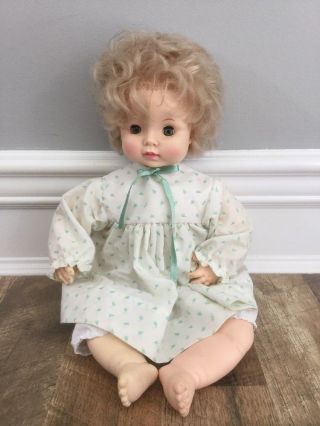 Effanbee Vintage 1969 Baby Doll W/ Sleepy Eyes 17” Long 9469 Doesn’t Cry
