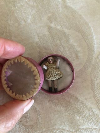 Antique Miniature Carl Horn Girl In Antique Show Case Box