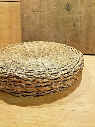 ANTIQUE SWEETGRASS SEWING BASKET WITH COVERED LID ITEM 4