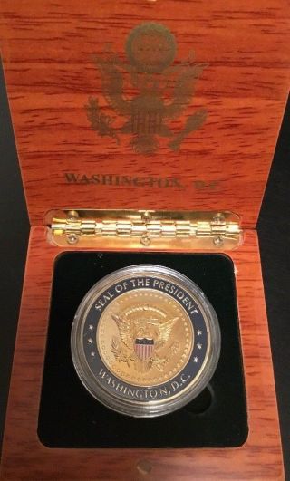 Trump Challenge Coin Gold Eagle Seal 45th President In Clear Case & Wooden Box 3