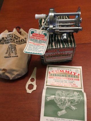 Vintage Pflueger Summit Open Fishing Reel,  With Tags,  Bag & Book