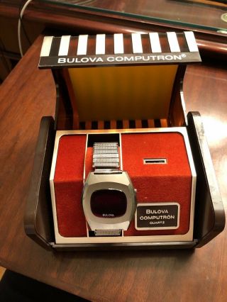 Vintage Bulova Computron N6 Quartz Red Led Stainless Steel Mens Watch W/ Box