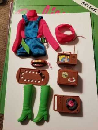 Vintage Barbie Talking Busy Outfit