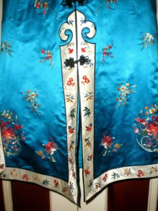 FINE Old Chinese Blue Silk LONG Jacket/Robe w/Embroidered Chrysanthemums Sz L/XL 6