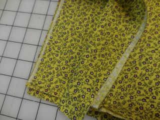 1/2Y Vintage Antique Quilt Cotton Fabric 36W Yellow Calico Flowers Remnant 374 2