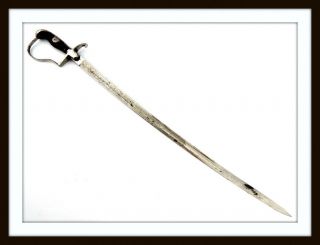 Antique German Imperial Guard Regiment Officer ' s Sword wth Finely Engraved Blade 2