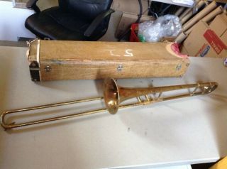Vintage Antique The Elkhart Band Instrument Co Trombone In Case W/ Mouthpiece