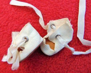 Vintage Doll Shoes For Ginny Size 8 " Doll White With Leather Soles & Ties