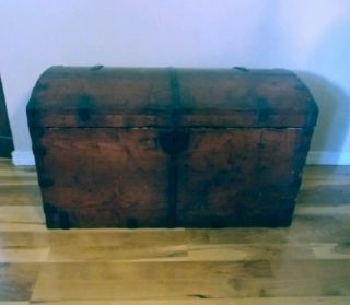 1850 ' S ANTQ.  DOME - TOP IMMIGRANTS STEAMER TRUNK,  31 