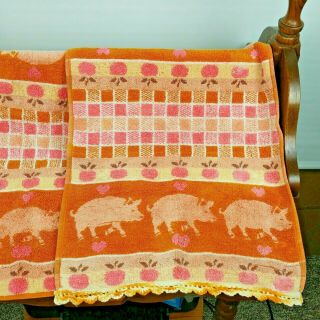 Vintage Hand Towels Pigs Apples Franco Kitchen Kitsch Crocheted Trim Reversible
