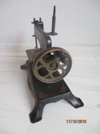 CASIGE sewing machine Germany miniature toy metal child ' s sewing machine 3