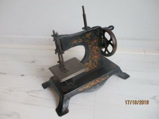 CASIGE sewing machine Germany miniature toy metal child ' s sewing machine 8