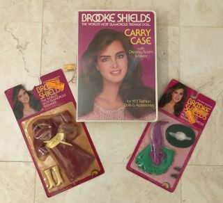 Ljn Brooke Shields Doll Clothes And Carry Case Barbie Size Vintage