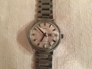 Vintage Mens Timex Water Resistant Wind - Up Day/date Watch - Runs