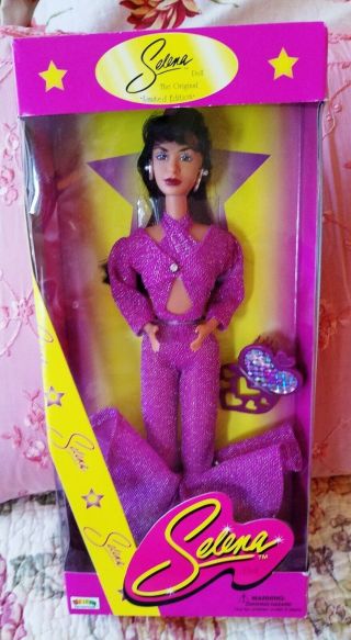Selena Quintanilla 1996 Latina Limited Edition Doll NIB 4