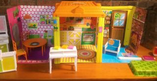 1970 Barbie Country Living Home 8662 & Accessories