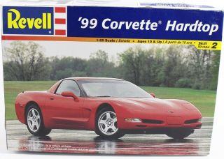 1999 Chevrolet Corvette Hardtop Revell 1:25 Model Kit 85 - 2578 Complete