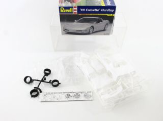1999 Chevrolet Corvette Hardtop Revell 1:25 Model Kit 85 - 2578 COMPLETE 3