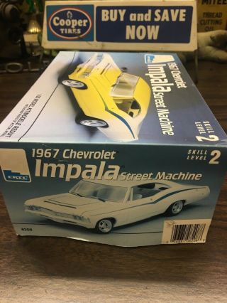 Vintage AMT 1967 Chevrolet Impala MODEL Car KIT 1/25 Incomplete No Decals 2