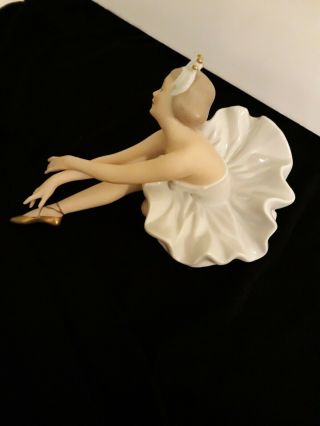 Porcelain Wallendorf 1764 German Art Deco Figurine Of A Ballerina Stretching 4