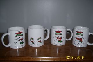 Set Of 4 Vintage 1986 Dayton Hudson Santa Bear Ceramic Mugs