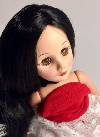 11” Vintage Effanbee Doll Spanish 1975 - 76 Hazel Sleep Eyes Long Wavy Black Hair