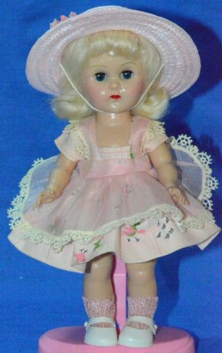 Vintage 8 " Vogue Ginny Doll In Tagged Outfit Slw Ml