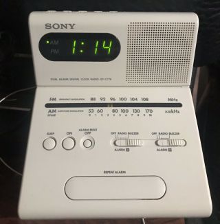 Vintage Sony Icf - C770 - Am/fm Clock Radio - Dual Alarm & Tilt Display