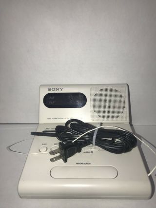 Vintage Sony ICF - C770 - AM/FM Clock Radio - Dual Alarm & Tilt Display 5