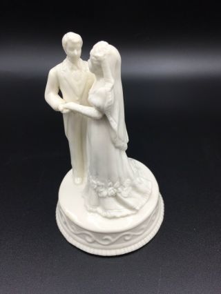 Vintage Porcelain Bride And Groom Cake Topper By Russ - Berrie 4