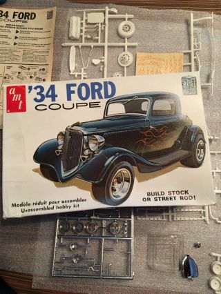 Vintage Amt 1/25 34 Ford Coupe Model Kit And Instructions