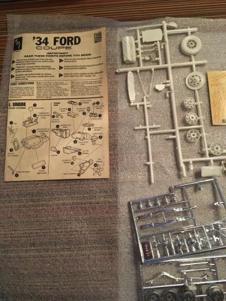 Vintage AMT 1/25 34 Ford Coupe Model Kit and Instructions 2