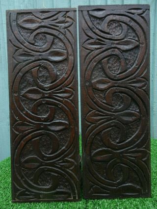 Pair: 16thc Wooden Oak Panels With Relief Symmetrical Carvings C1580s
