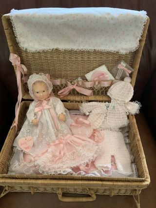 Effanbee Baby Lisa Doll By Astri 10 " With Wicker Basket & All Clothes & Acc.