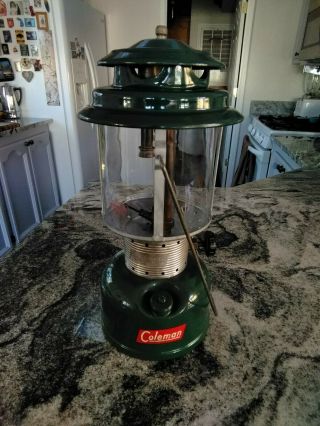 Vintage Coleman Mod.  220f 2 Mantle Lantern,  1/54