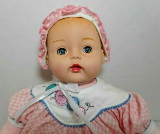 Vintage Madame Alexander Sleepy Eyes Baby Doll C1977 12 " Soft Body Molded Head