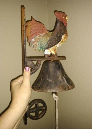 Vtg Antique Cast Iron Door Dinner Bell Wall Hanging Rooster Chicken Huge 15 " T