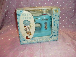 Vintage,  " Holly Hobbie Childs 1975 Hand Operated Old Fashion Sewing Machine ",
