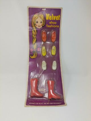 Vintage 1972 Velvet Mia Dina Shoes & Boots In Package