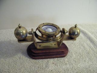 Antique Nautical Brass Desk Top Compass W/ Rotate Globes Collectible Decor Item